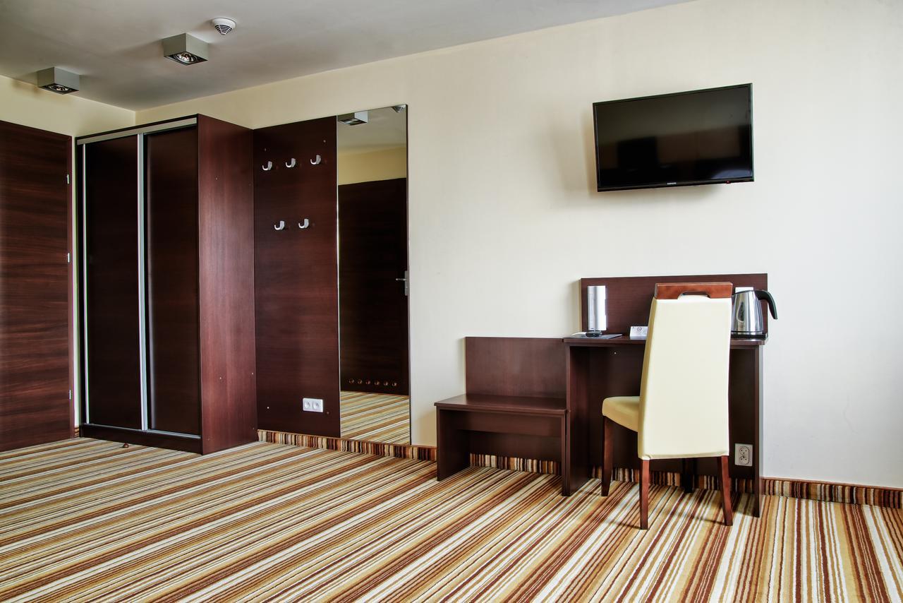 Boutique Hotel'S Kwiska - Legnicka Вроцлав Экстерьер фото