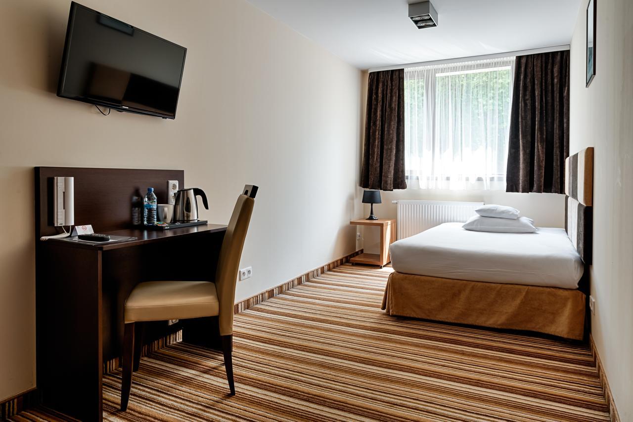 Boutique Hotel'S Kwiska - Legnicka Вроцлав Экстерьер фото
